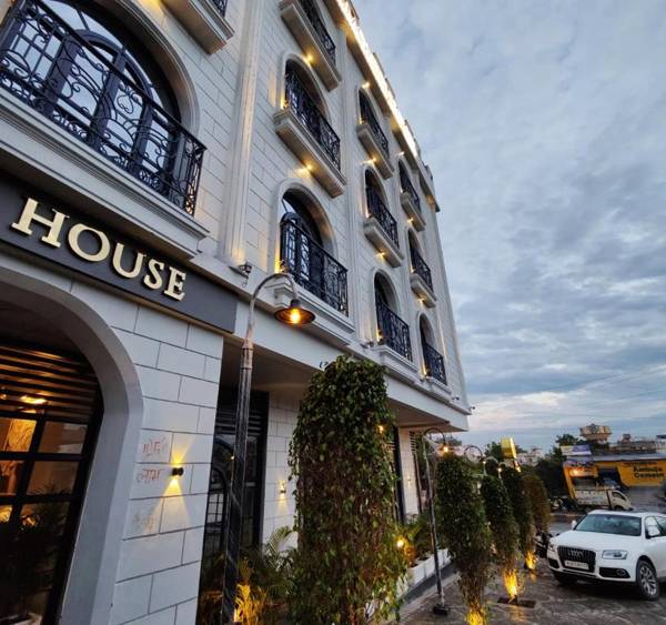 The Belmonte House By Monarch