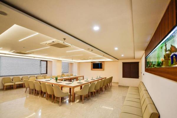 Hotel Palash Regency