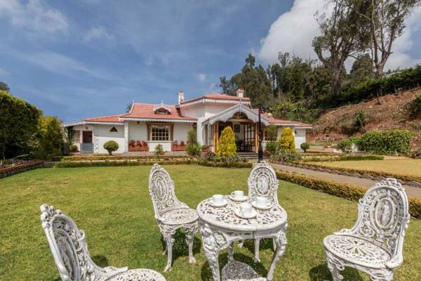 StayVista at Greenwood Bungalow