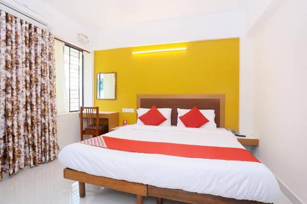 OYO 8220 Hotel Ganesh