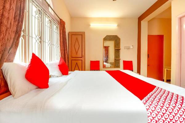 OYO 71454 Hotel Viknesh Residency