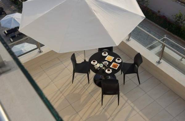 Marasa Sarovar Premiere