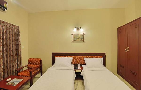 Hotel Gnanam