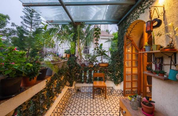 SaffronStays Birdsong