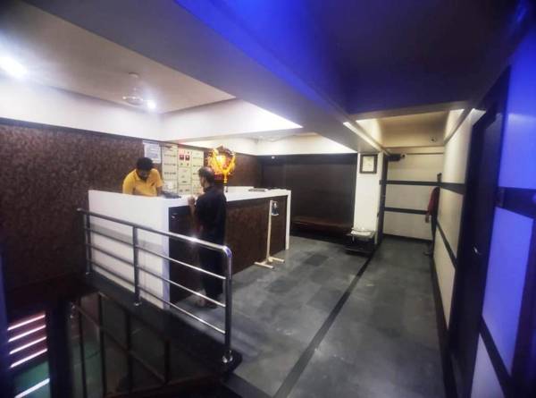 Mantra Lodging & Boarding