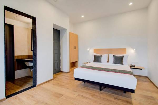 OYO Townhouse 145 The Park Infinity