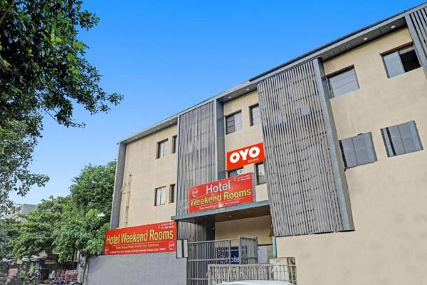 OYO 90450 Hotel Weekend Rooms