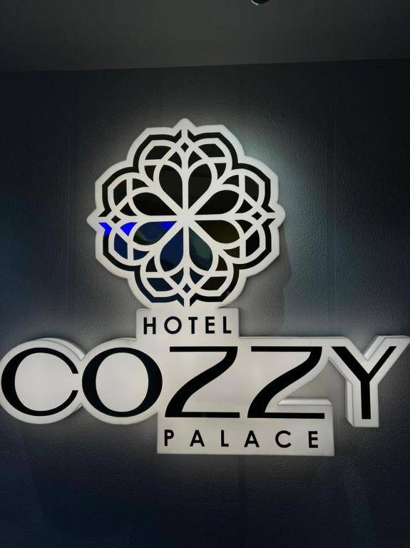 Hotel Cozzy Palace
