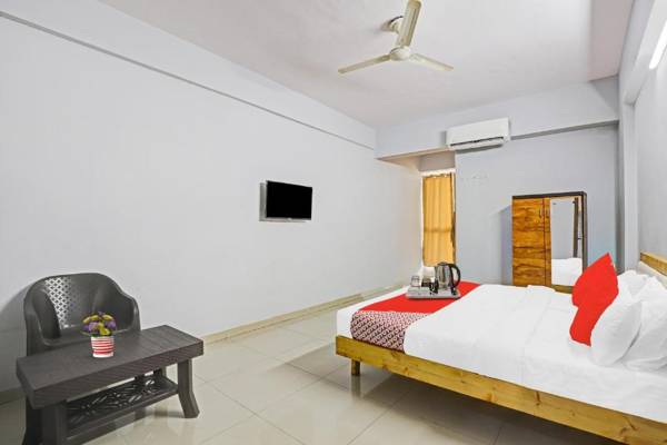 OYO Flagship 93179 Hotel Way Point