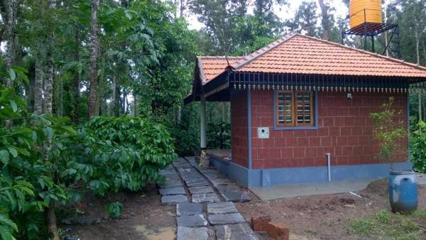 RAI COTTAGE @ Coorg Suntikoppa