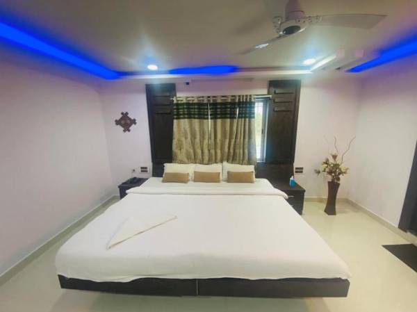 STAYMAKER Lake Residency