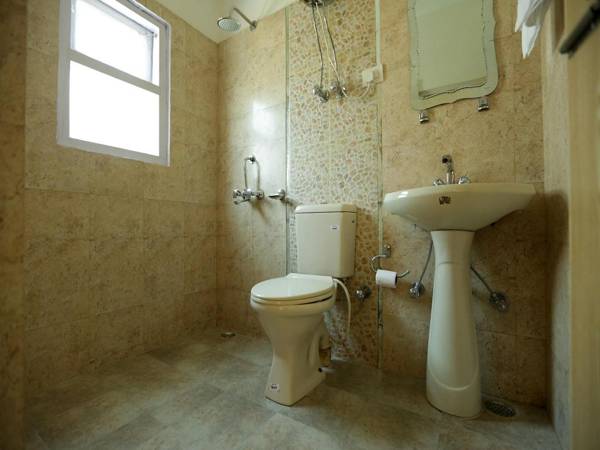 Kufri Holiday Resort - Kufri