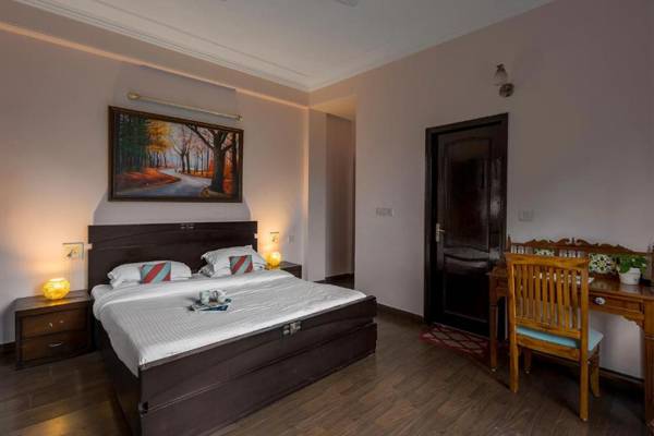 StayVista at Whispering Pines