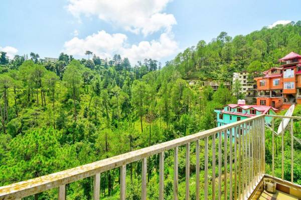 OYO 46779 Moksh Villa