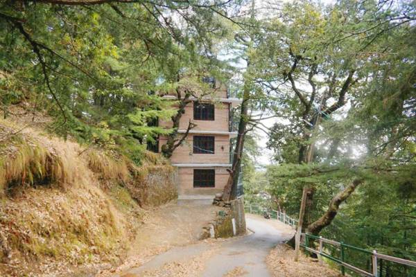 Goroomgo Jakhoo Vibes Shimla