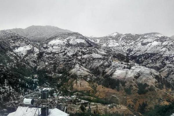 Goroomgo Hill Top Courtyard Shimla 