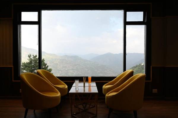 juSTa Cliffend Resort & Spa Mashobra