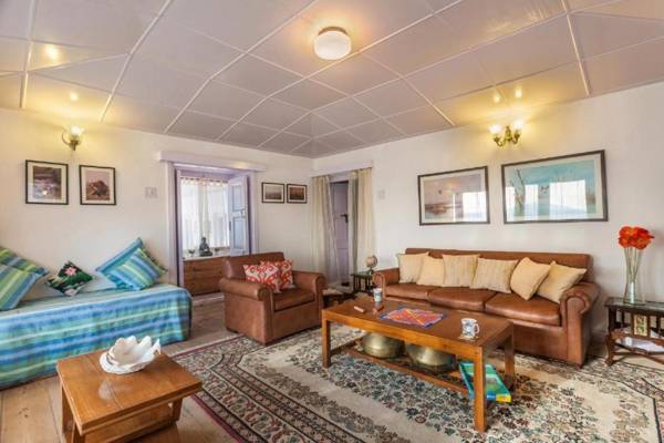 Bara Bungalow Thanedhar Estate