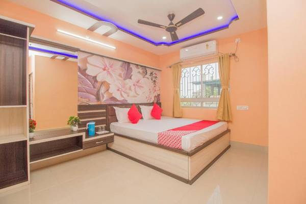 OYO 69895 Kalpana Residency Inn