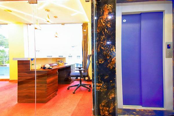Workspace - Shree Lakshmi Inn - Premium Hotel 