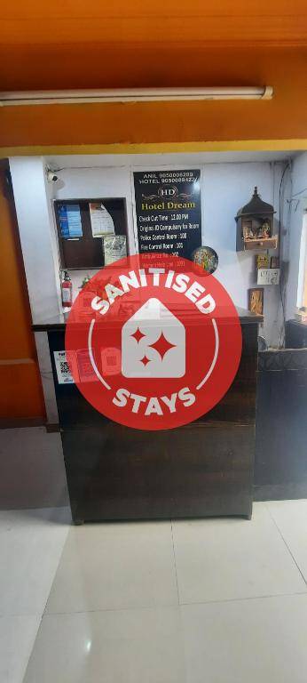 OYO 82321 Hotel Dream