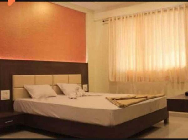 OYO 89739 Green City Hotel And Restaurant