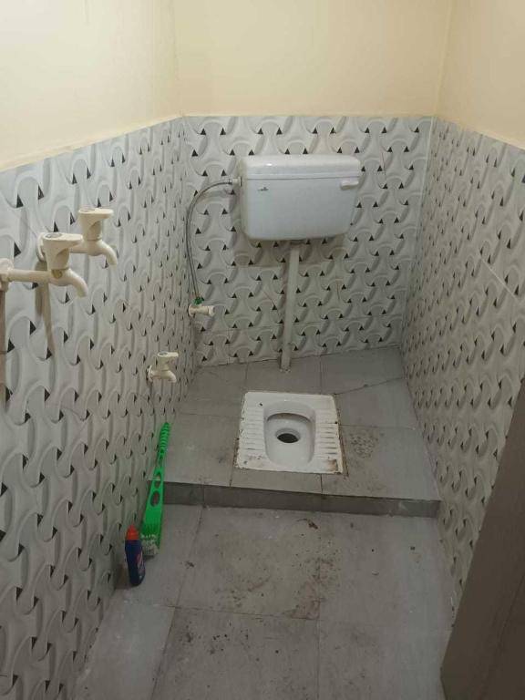 SPOT ON 91043 Unique Restaurant