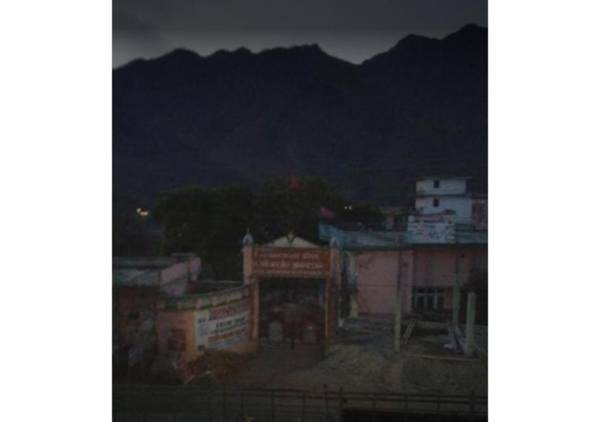 River Side Hotel with Gangaotri View