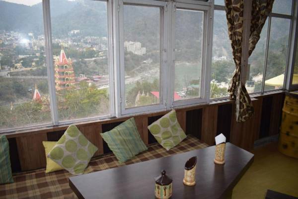 Hotel Hare Rama (Free Yoga)