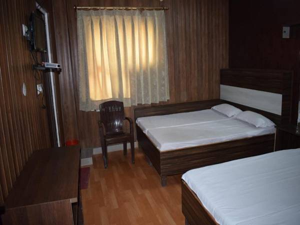 Hotel Hare Rama (Free Yoga)