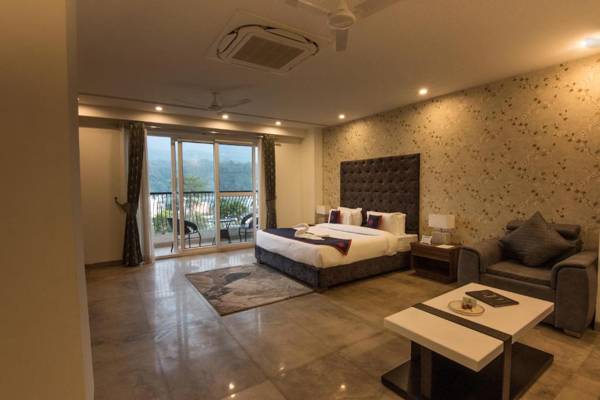 HOLYWATER Hotel by Ganga Kinare