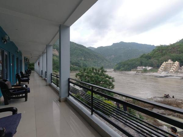 H7 Stay On the Ganges Yoga & Spa Resort Rishikesh