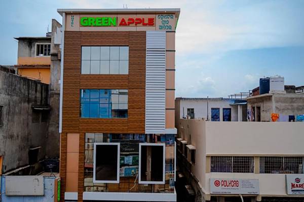 HOTEL GREEN APPLE