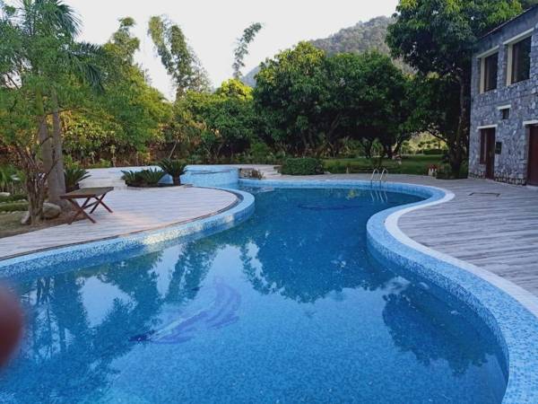 Dewdrop Mango Bloom Resort