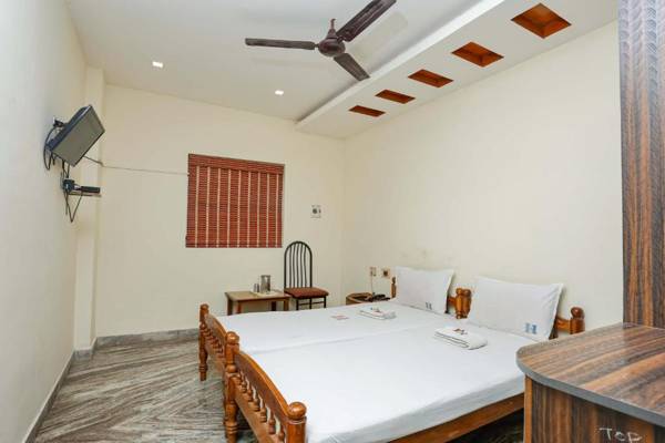 Hotel Hare Rama Hare Krishna