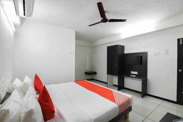 OYO 47041 Hotel Tilak