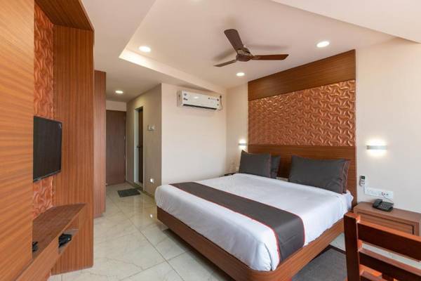 Collection O 50252 Hotel Simran Raghuveer Para