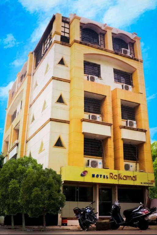 OYO 91841 Hotel Rajkamal