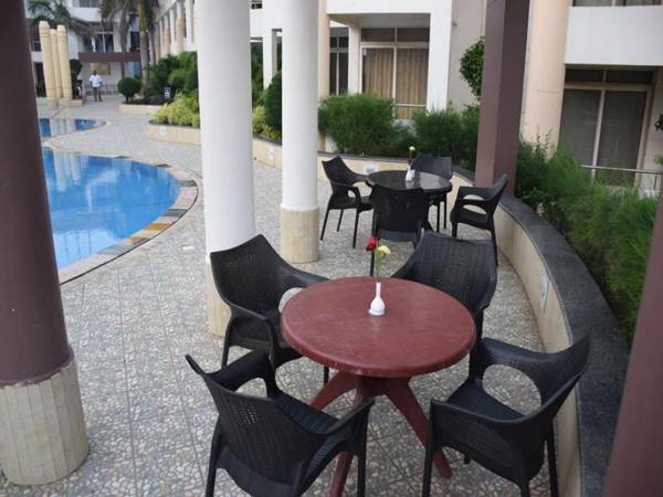 Empires Hotel