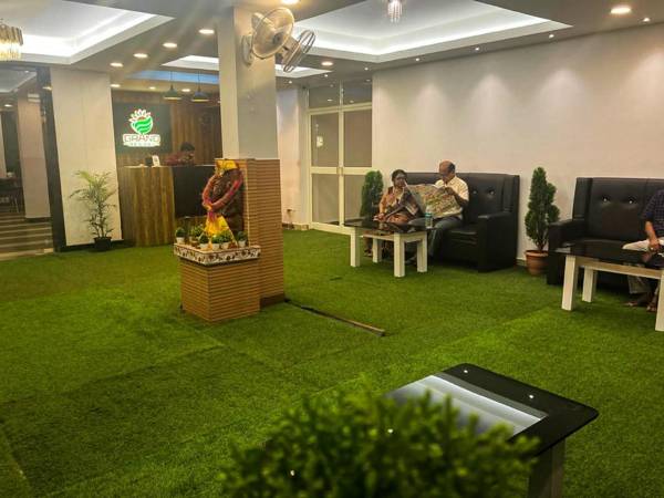 Goroomgo Grand Resort Puri