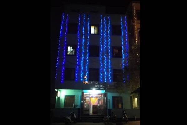 Goroomgo Samrat Palace Puri