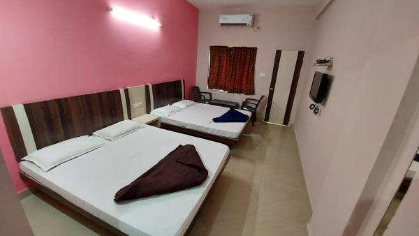 Hotel Janaki Residency