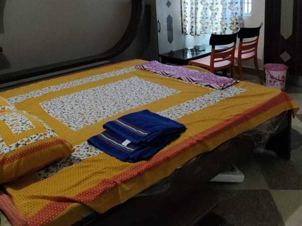 OYO HOME 91096 Krishna Bhawan