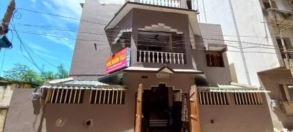 Goroomgo Rukmani Villa