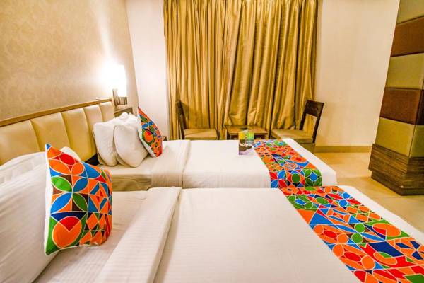Hotel Sadanand Regency