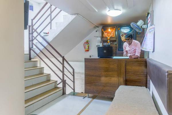 OYO 43652 Hotel Gokul Residency