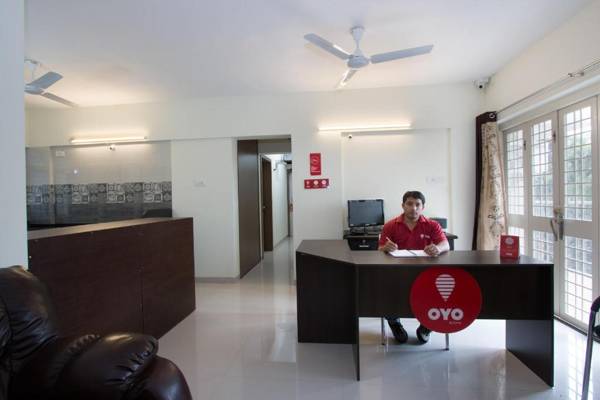 OYO 9052 Leisurely Abode