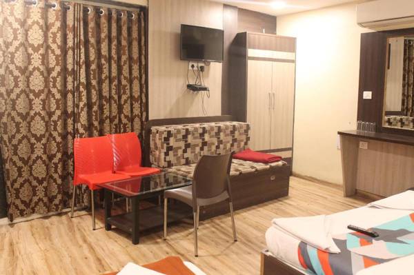 Hotel Mukesh Residency
