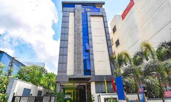 Capital O 41373 Hotel Kohinoor Residency