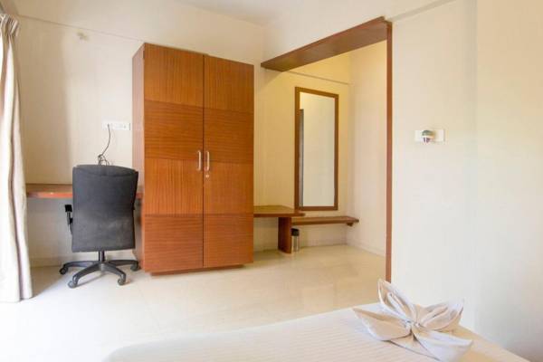 Workspace - Sanitized Stay  1bhk Studio ApartmentBreakfast.